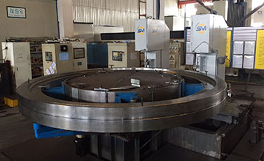NC-Gulleting machine